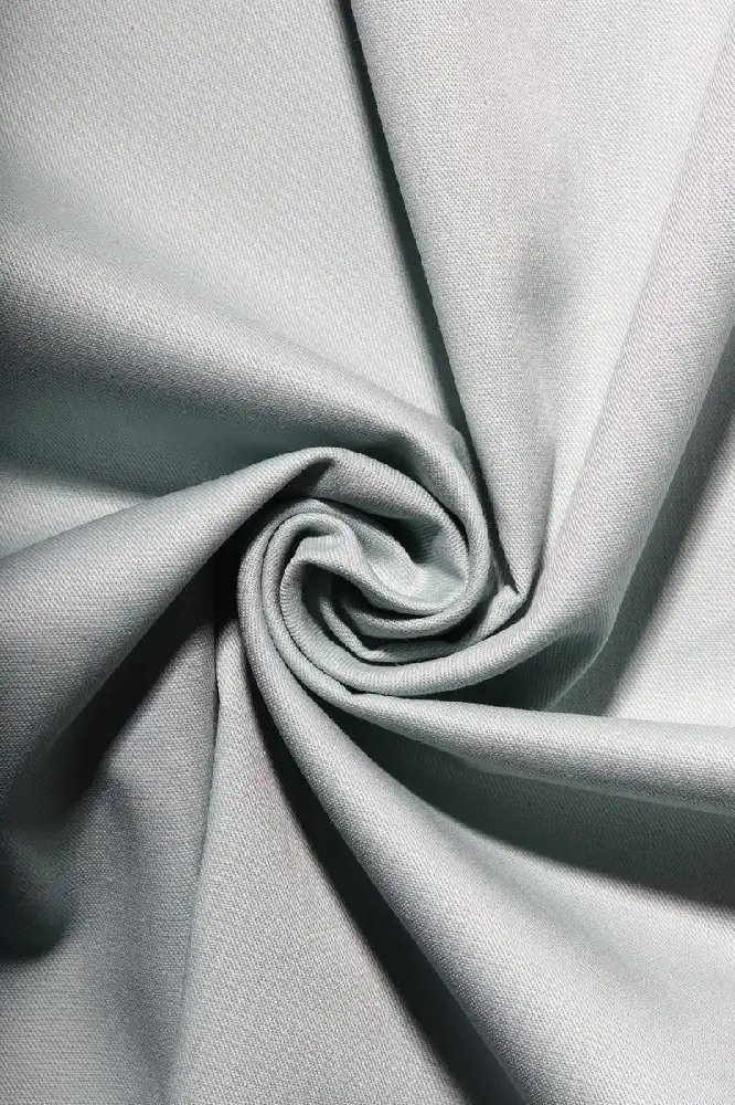 如何选择适合工作制服的面料颜色？