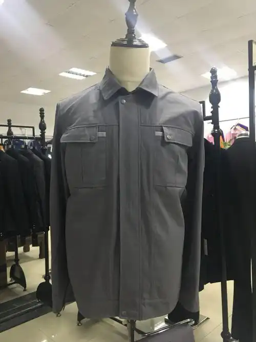 环保职业工作服定做应该怎么挑选？