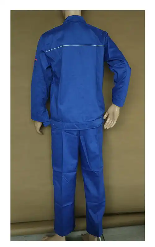 怎样通过工衣制服定制来保障员工安全？