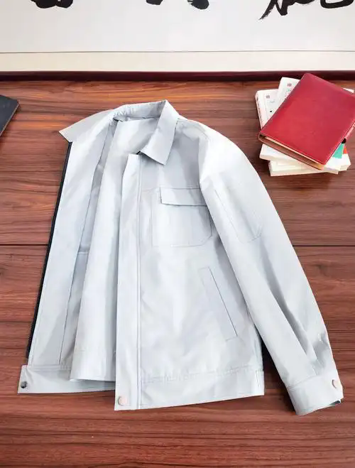 纯棉工作服的特色和保养技巧