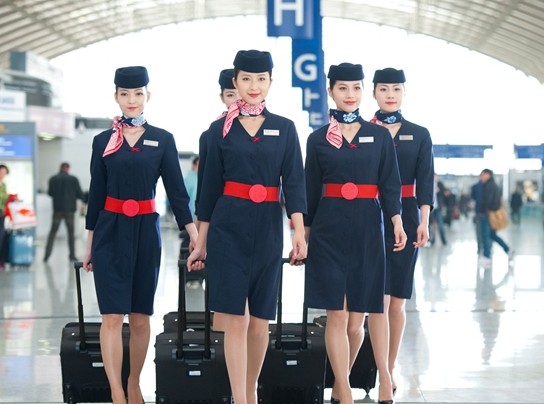 空姐制服与酒店制服的区别